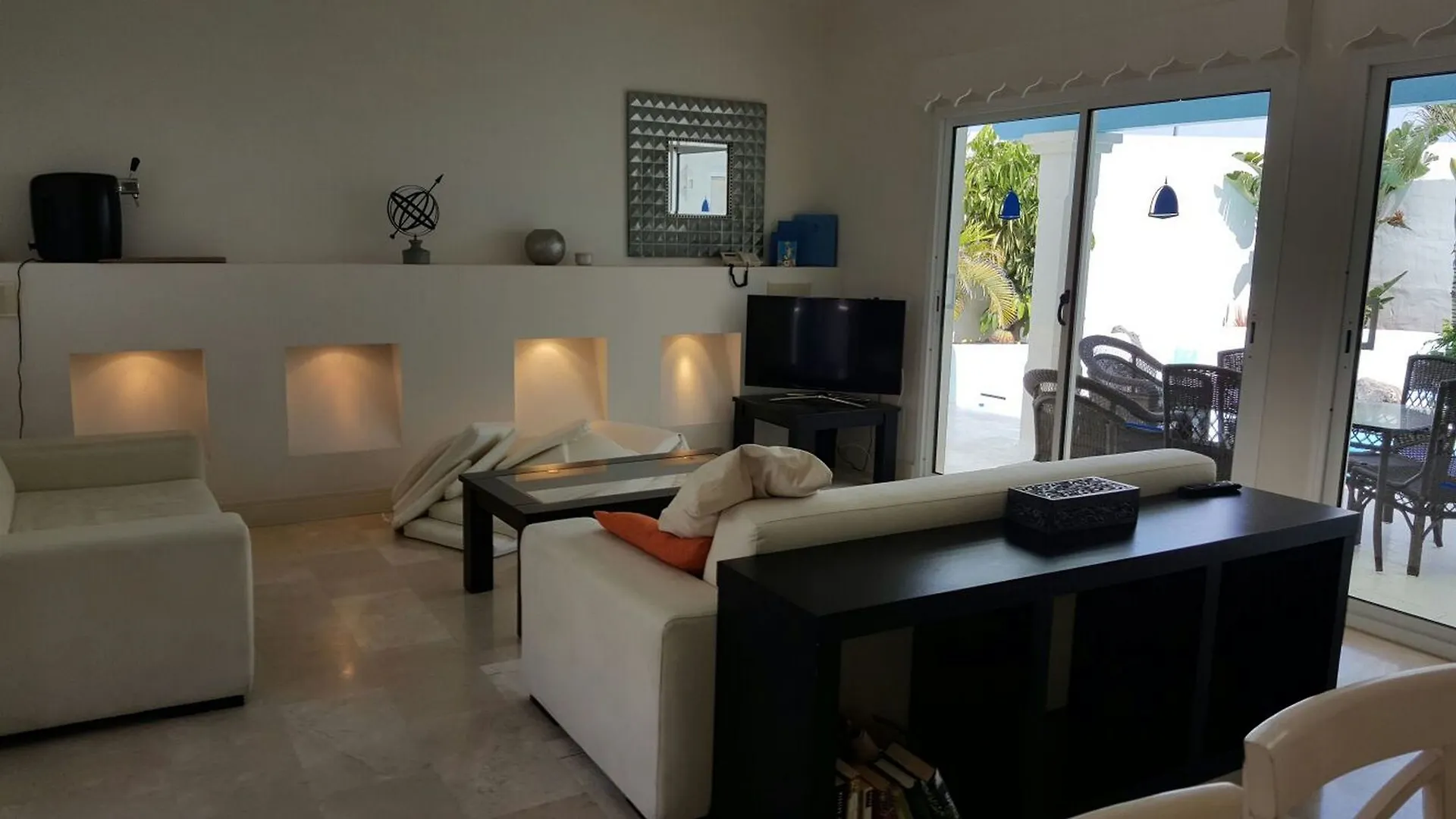 Villa Solares La Oliva